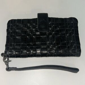 VILENCA Holland black woven leather phone wallet wristlet clutch